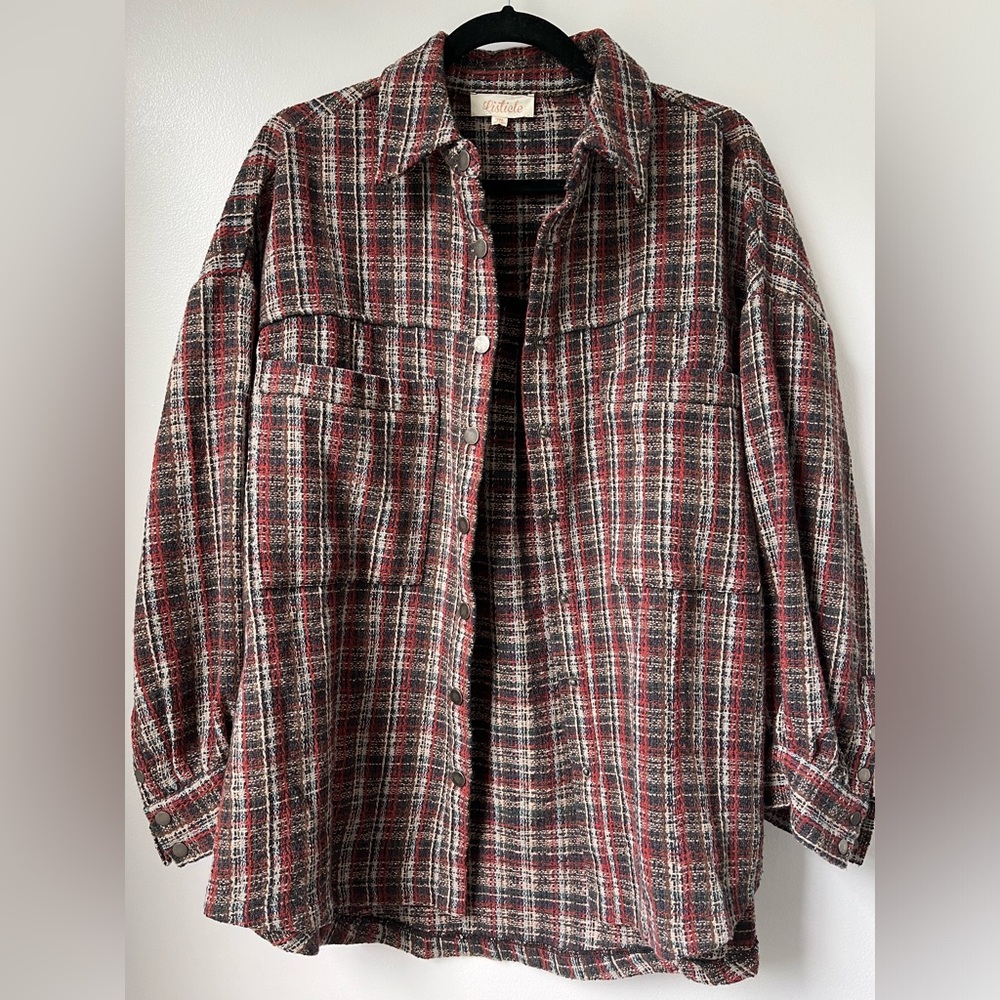 Listicle Women’s button down